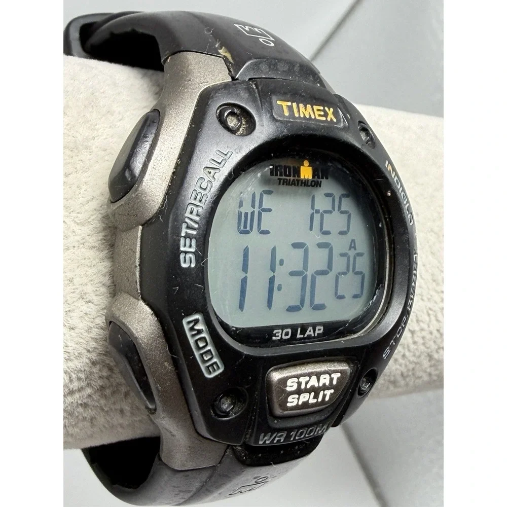 Timex 170 Mens Watch New Battery 2015 Black 38MM 8